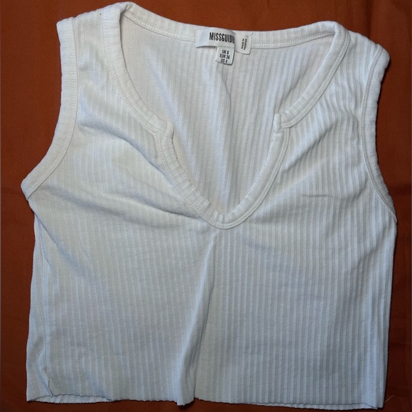 Notch neck crop top - Picture 3 of 4